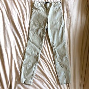 Zara White/cream faux leather pants